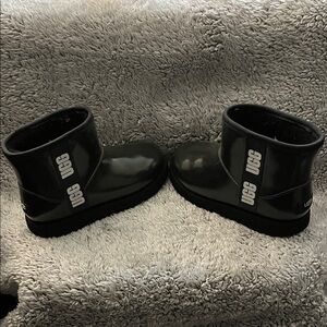 UGG Kids Glossy Black Boots